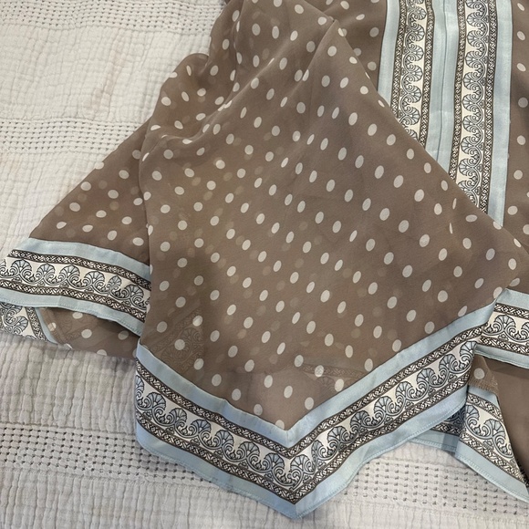 BCBGMAXAZRIA Halter neck silk dress in polka dots - Picture 4 of 9